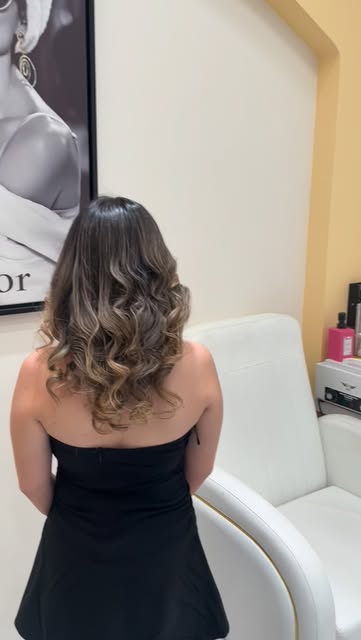 Soft curled set for an evening out